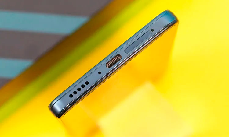 Xiaomi уже скоро представит новый смартфон Poco X8 5G